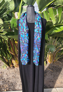 Blacken Woolen Scarf- Paua