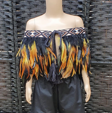Tamariki size 10/12  Gold/Black quarter