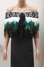 Load image into Gallery viewer, Medium    Quarter Teal/Green with tassels